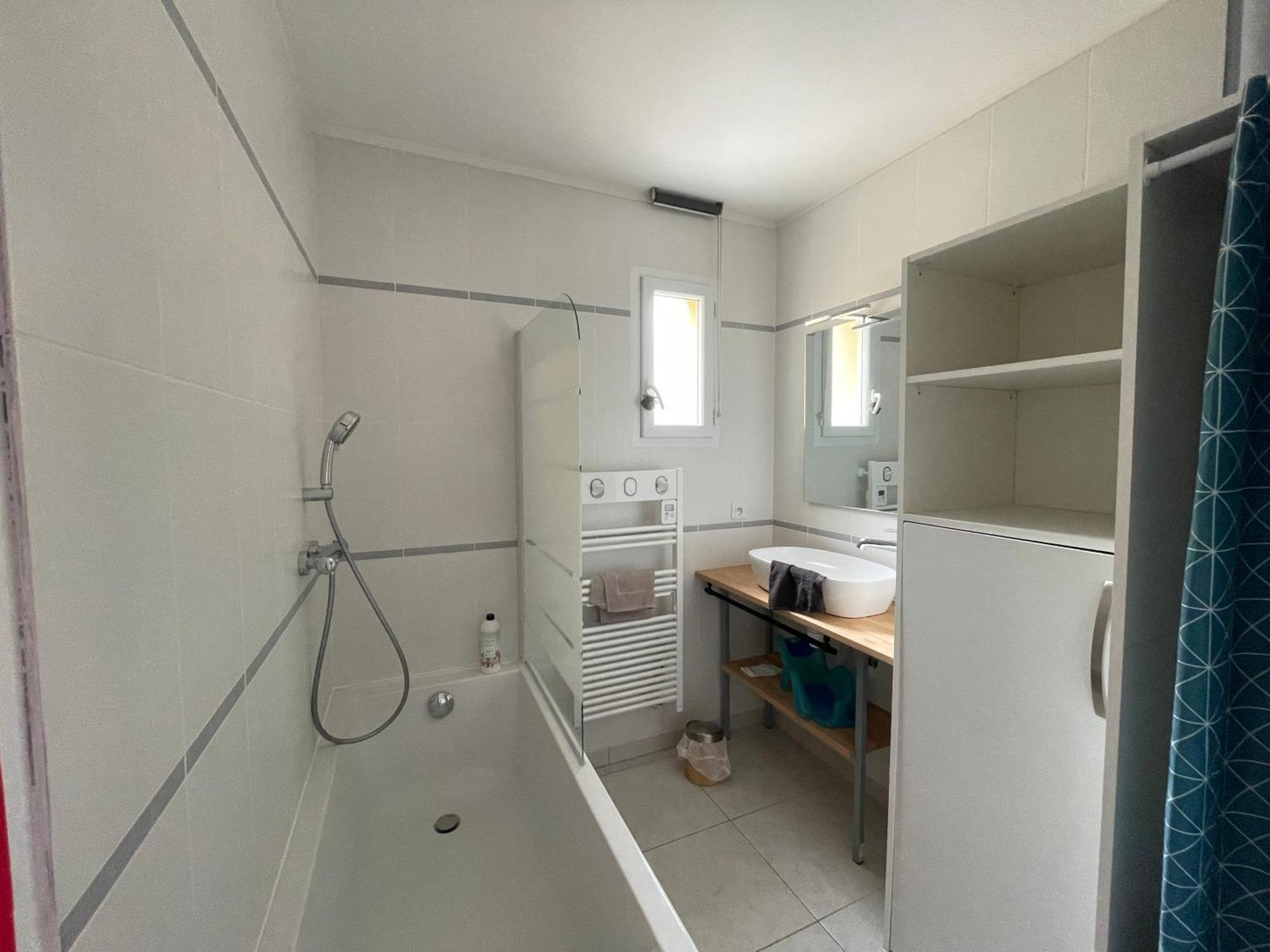Sweet Omaha Belle Maison Recente Lumineuse Et Cosy Bien Equipee Jardin Clos 15 Mn A Pied Plage Omaha Beach Et Proche De Bayeux & Port En Bessin Saint-Laurent-sur-Mer Extérieur photo