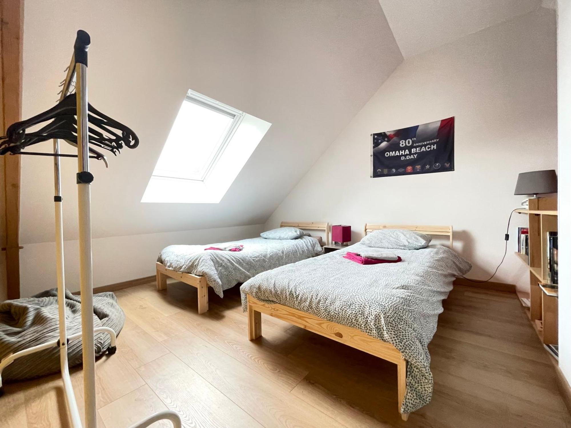 Sweet Omaha Belle Maison Recente Lumineuse Et Cosy Bien Equipee Jardin Clos 15 Mn A Pied Plage Omaha Beach Et Proche De Bayeux & Port En Bessin Saint-Laurent-sur-Mer Extérieur photo